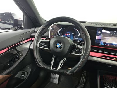 2025 BMW 5 SERIES 缩略图 13