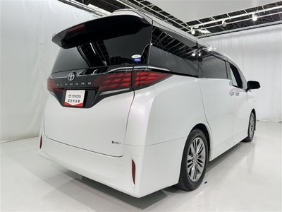 2023 Toyota ALPHARD — фото 7
