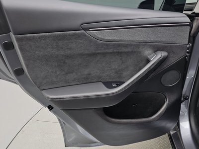 2025 Tesla MODEL Y thumbnail 15