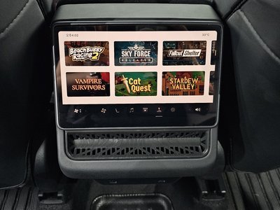 2025 Tesla MODEL Y thumbnail 32