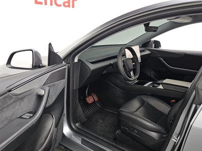 2025 Tesla MODEL Y thumbnail 13