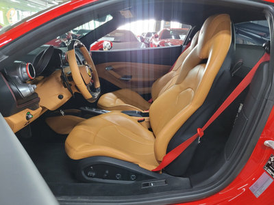 FERRARI F8 - 10
