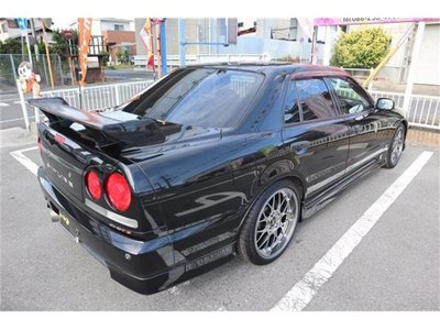 NISSAN SKYLINE - 7