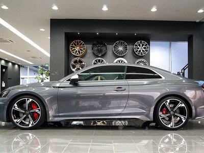2024 AUDI RS5 照片 2