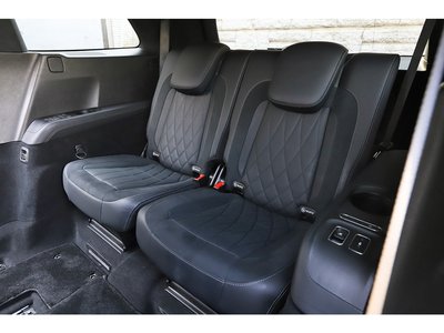2021 Mercedes-BENZ GLS AMG — миниатюра 47