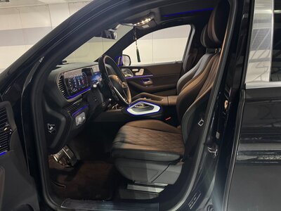 MERCEDES-BENZ GLS - 7