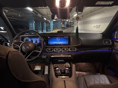 MERCEDES-BENZ GLS - 10