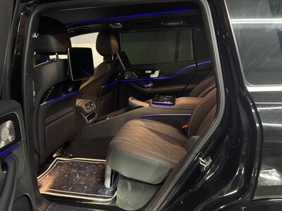 MERCEDES-BENZ GLS - 4