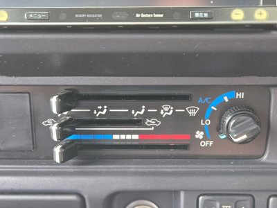 صورة مصغرة 42 لـ 2015 Toyota LAND CRUISER 70