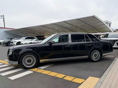 TOYOTA CENTURY - 4