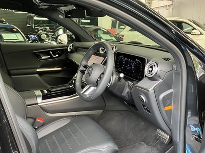 2025 Mercedes-BENZ GLC — миниатюра 15