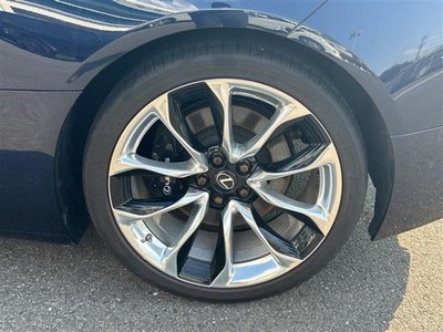 صورة مصغرة 40 لـ 2020 Lexus LC
