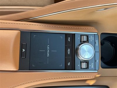 صورة مصغرة 12 لـ 2020 Lexus LC