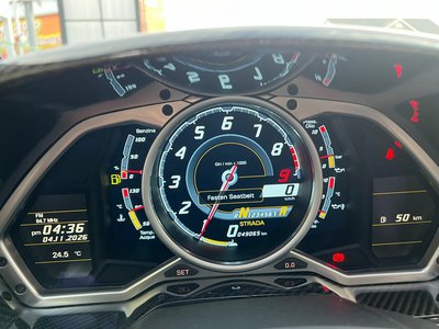 LAMBORGHINI AVENTADOR ROADSTER - 8