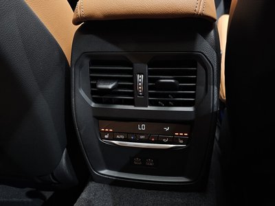 2022 BMW I4 缩略图 25