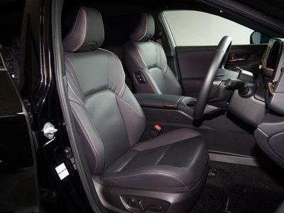 صورة مصغرة 14 لـ 2024 Toyota CROWN SPORT