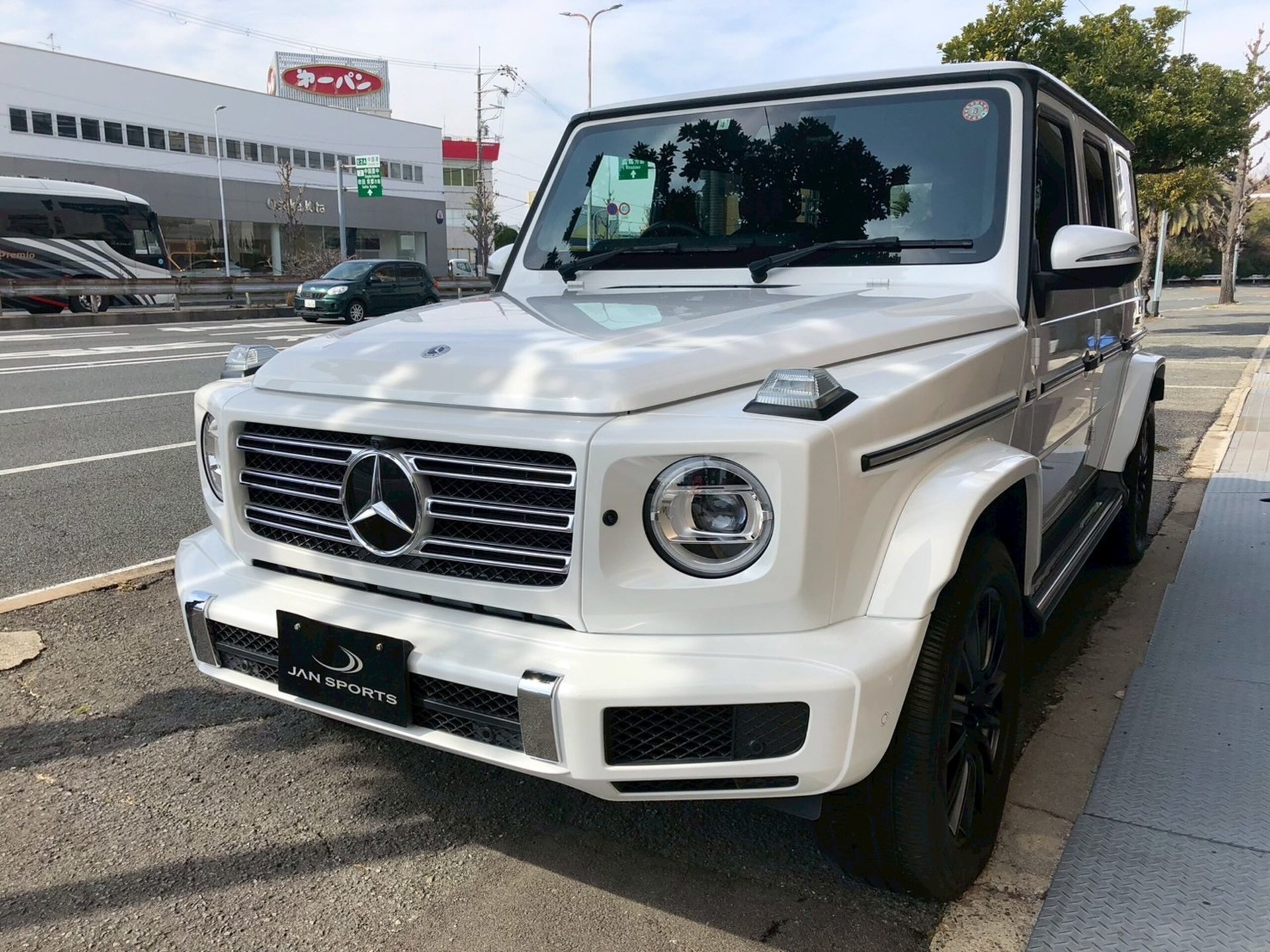MERCEDES-BENZ G-CLASS - View 1