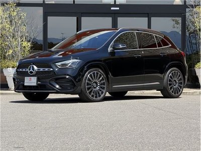 MERCEDES-BENZ GLA - 1
