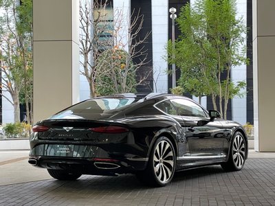 BENTLEY CONTINENTAL GT - 7