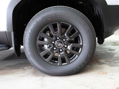 TOYOTA LAND CRUISER - 8