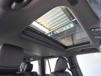 TOYOTA LAND CRUISER - 10