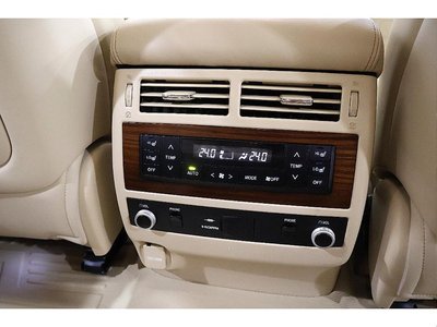 2016 Toyota LAND CRUISER 200 — миниатюра 24