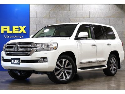 صورة 1 لـ 2016 Toyota LAND CRUISER 200