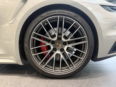 PORSCHE 911 - 10