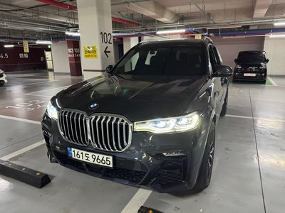 2020 BMW X7 — фото 1