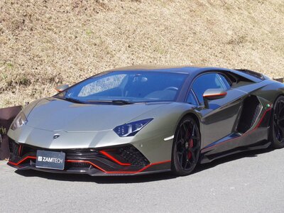 LAMBORGHINI AVENTADOR - 3