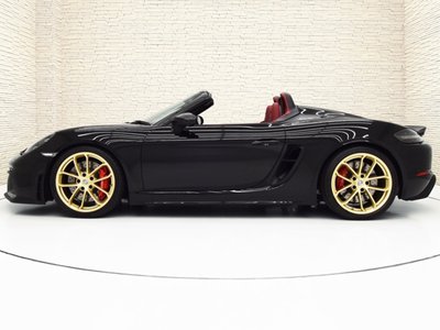 PORSCHE 718 SPYDER - 6
