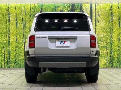 TOYOTA LAND CRUISER 250 - 9