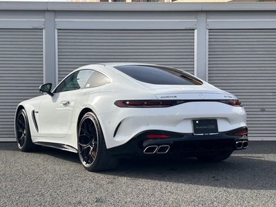 MERCEDES-BENZ GT AMG - 7