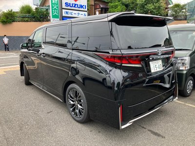 TOYOTA VELLFIRE - 4