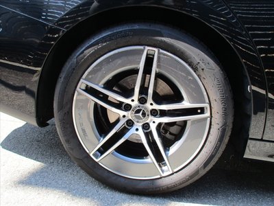 MERCEDES-BENZ E-CLASS - 10