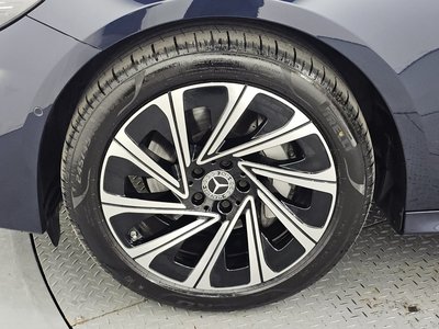 MERCEDES-BENZ E-CLASS - 6