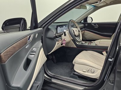 2025 Genesis GV80 thumbnail 13