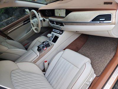 2020 Genesis G90 — миниатюра 13
