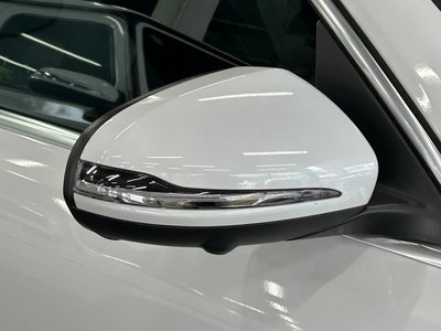 MERCEDES-BENZ GLB - 9