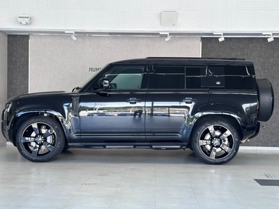 صورة 6 لـ 2024 LAND Rover DEFENDER