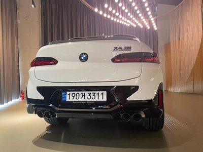 2023 BMW X4 M 缩略图 20
