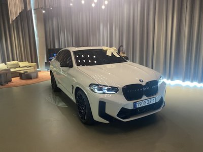 2023 BMW X4 M 缩略图 16