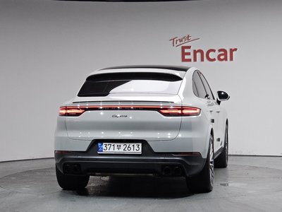 PORSCHE CAYENNE - 4