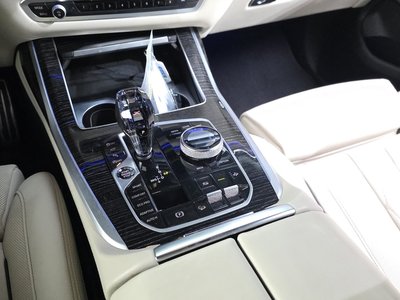 2021 BMW X7 照片 9