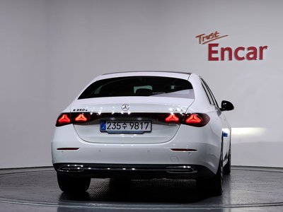 MERCEDES-BENZ E-CLASS - 3