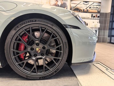 صورة مصغرة 69 لـ 2025 Porsche 911