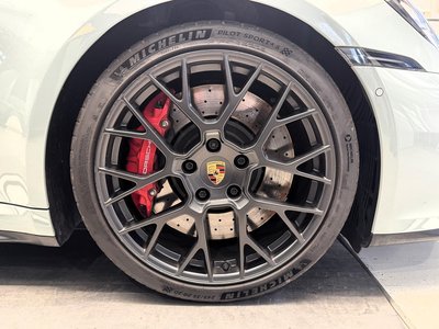 صورة مصغرة 68 لـ 2025 Porsche 911