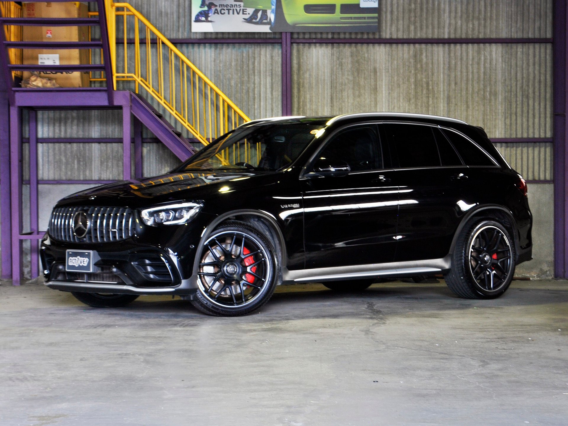 MERCEDES-BENZ GLC AMG - View 1