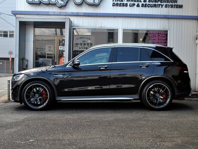 MERCEDES-BENZ GLC AMG - 3