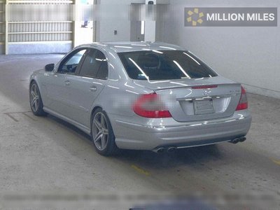 MERCEDES-BENZ E-CLASS - 2